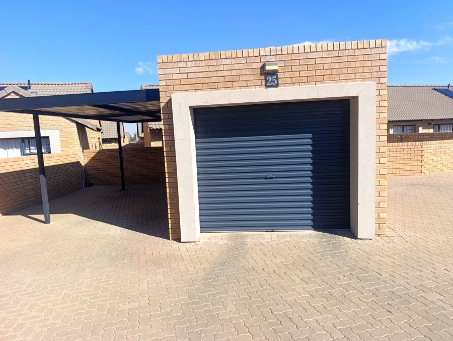 To Let 3 Bedroom Property for Rent in Douglas Valley Free State